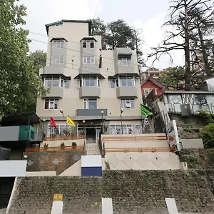 *** Hotel Oyo 8917 Crystal Palace India